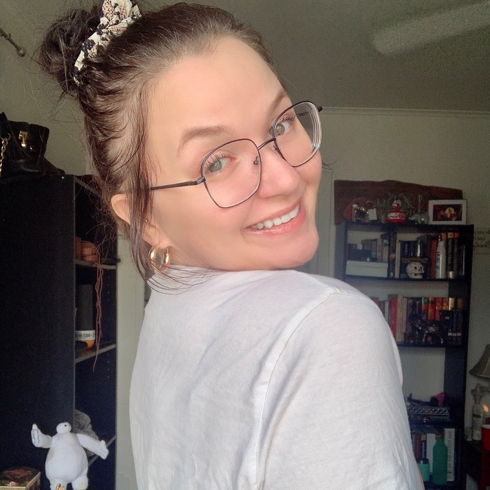 Meet your Posher, Jessica